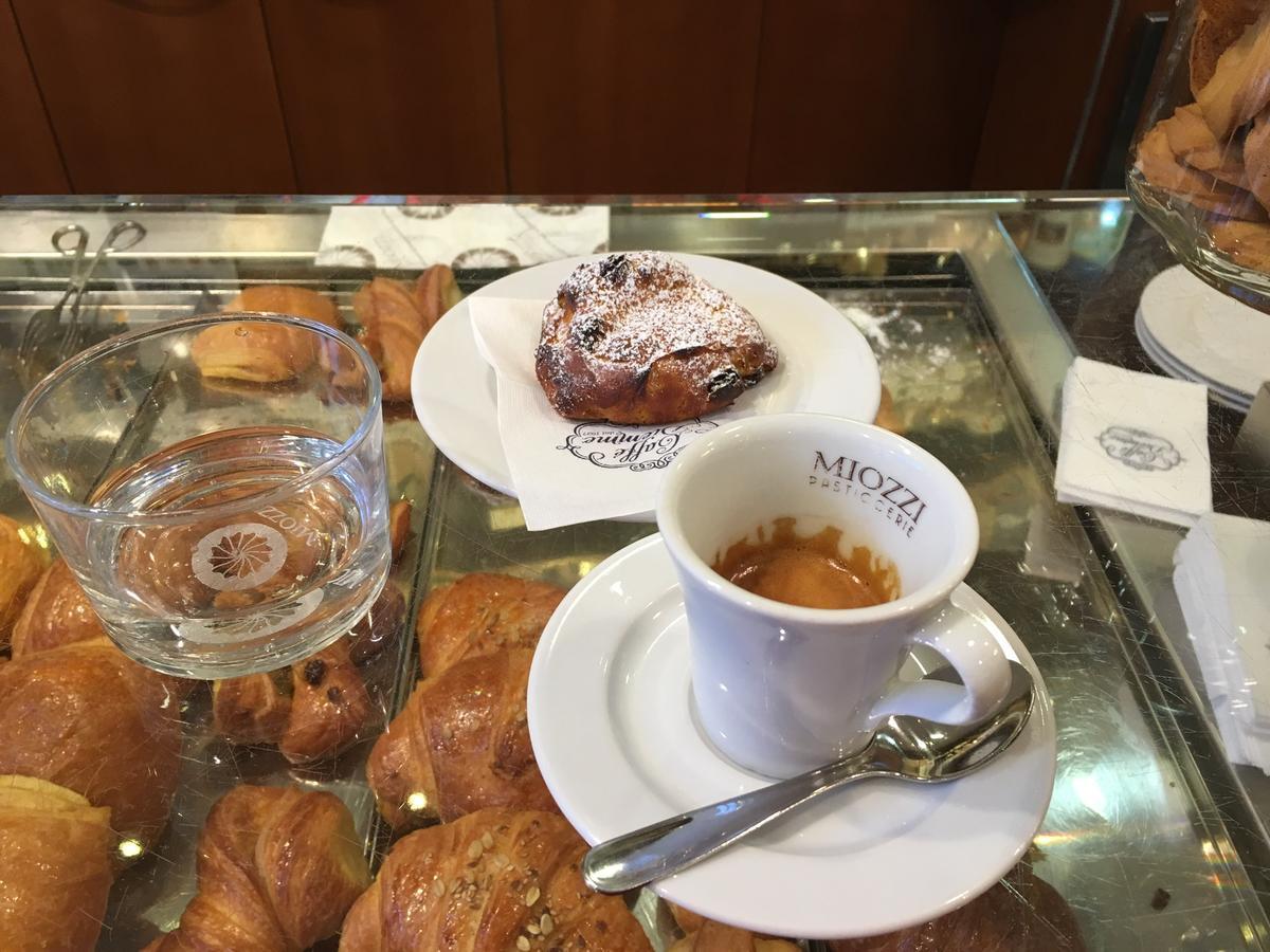 Alloggio Le Casette Di Zecca Giorgia Verona Luaran gambar